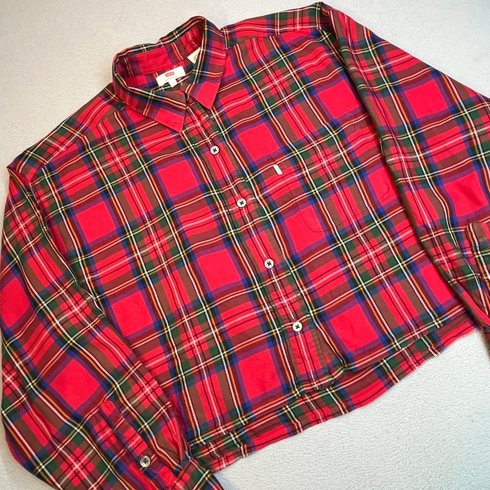 Levis Womens Red Plaid Cropped Flannel Shirt Long Sleeve Button Down Size S